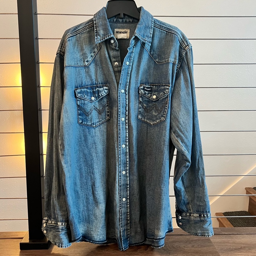 Wrangler Long Sleeve Pearl Snap Shirt